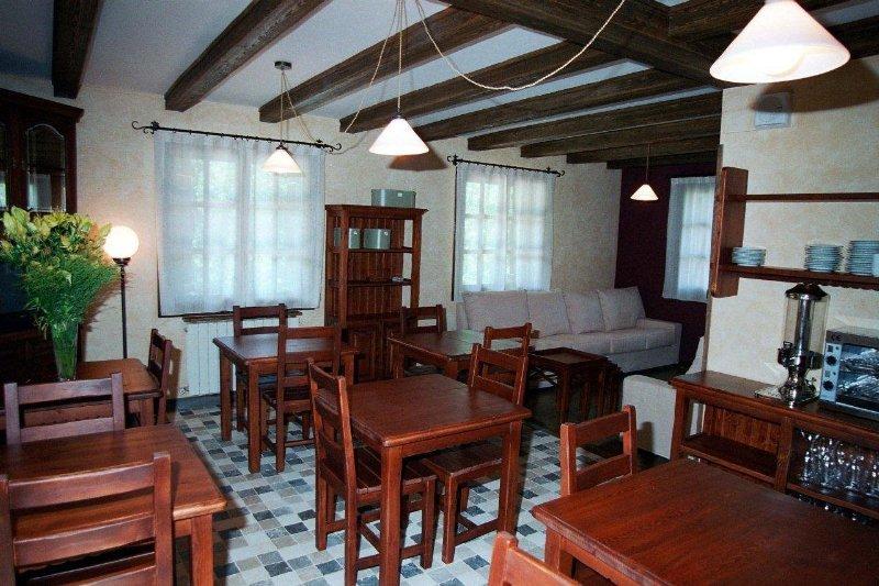 Hotel Rural El Mirador De Los Pirineos Санта-Крус-де-ла-Серос Экстерьер фото
