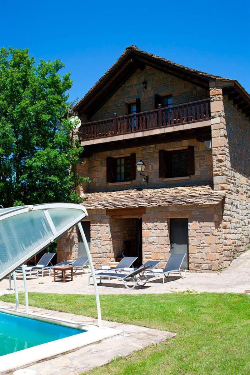 Hotel Rural El Mirador De Los Pirineos Санта-Крус-де-ла-Серос Экстерьер фото